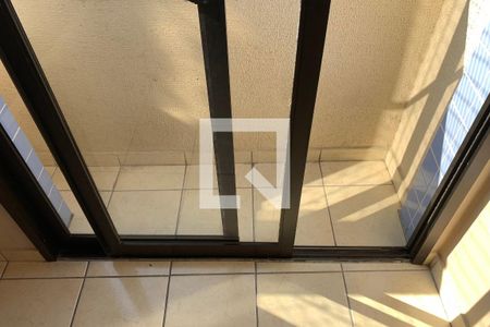 Sacada de apartamento para alugar com 1 quarto, 36m² em Guilhermina, Praia Grande