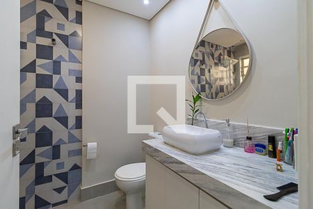 Banheiro de apartamento à venda com 1 quarto, 45m² em Centro, Campinas