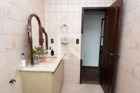 Casa à venda com 360m², 3 quartos e 2 vagasBanheiro Social