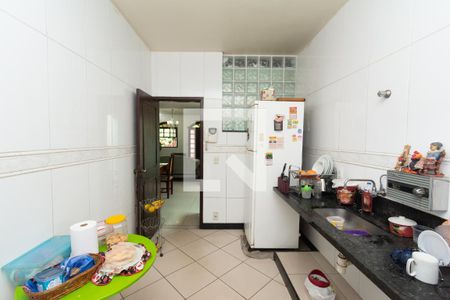 Casa à venda com 360m², 3 quartos e 2 vagasCozinha
