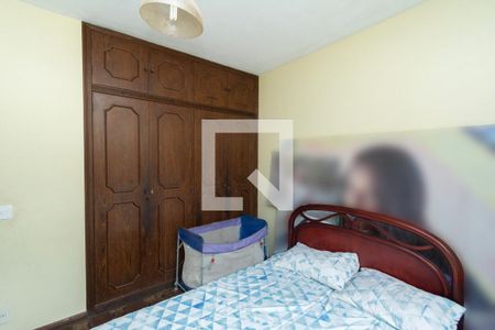 Casa à venda com 360m², 3 quartos e 2 vagasQuarto 2