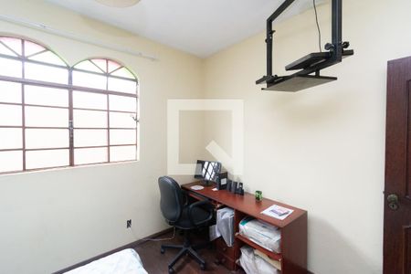 Casa à venda com 360m², 3 quartos e 2 vagasQuarto 2