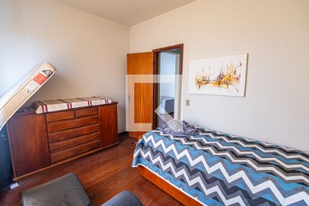Quarto 2 de apartamento para alugar com 2 quartos, 78m² em Ouro Preto, Belo Horizonte