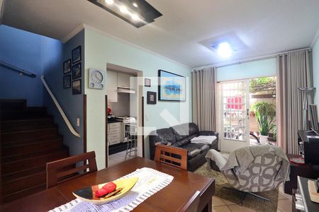 Sala de casa de condomínio à venda com 2 quartos, 80m² em Vila Metalurgica, Santo André