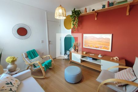 Sala de apartamento à venda com 2 quartos, 44m² em Jardim do Lago Continuação, Campinas