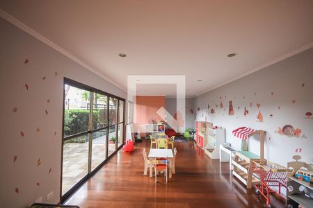 Apartamento à venda com 190m², 4 quartos e 3 vagasBrinquedoteca