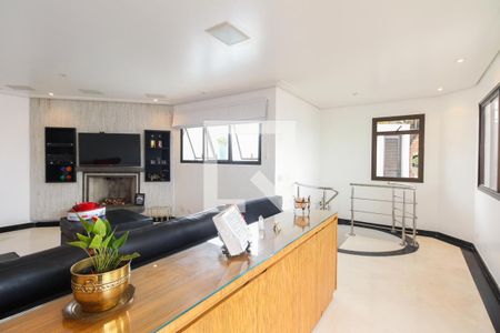 Apartamento à venda com 271m², 3 quartos e 3 vagasSala de TV - Cobertura