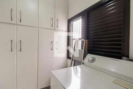 Apartamento à venda com 271m², 3 quartos e 3 vagasÁrea de Serviço - Quarto de Serviço