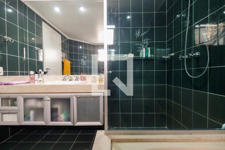 Apartamento à venda com 271m², 3 quartos e 3 vagasBanheiro Suíte 2 - Cobertura