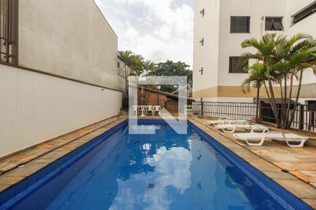 Apartamento à venda com 271m², 3 quartos e 3 vagasCondomínio - Piscina