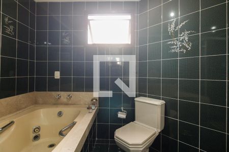 Apartamento à venda com 271m², 3 quartos e 3 vagasBanheiro Suíte 2 - Cobertura