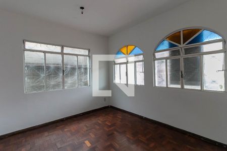 Sala de casa para alugar com 5 quartos, 270m² em Barreiro, Belo Horizonte