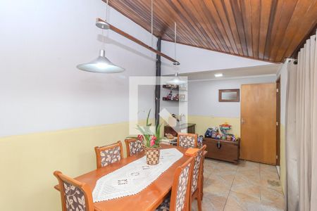 Casa de condomínio à venda com 98m², 3 quartos e 3 vagasEspaço Gourmet