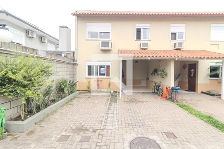 Casa de condomínio à venda com 98m², 3 quartos e 3 vagasFachada