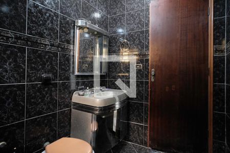Banheiro de casa para alugar com 3 quartos, 350m² em Jardim Aricanduva, São Paulo