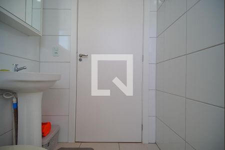 Apartamento à venda com 56m², 2 quartos e 1 vaga Apartamento à venda com 56m², 2 quartos e 1 vagaBanheiro