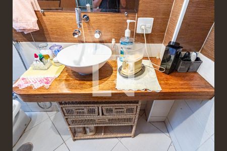 Apartamento à venda com 187m², 3 quartos e 1 vaga Apartamento à venda com 187m², 3 quartos e 1 vagaBanheiro da Suíte 1