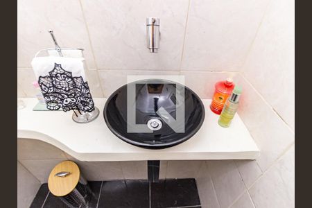 Apartamento à venda com 187m², 3 quartos e 1 vaga Apartamento à venda com 187m², 3 quartos e 1 vagaLavabo