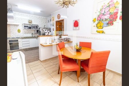 Apartamento à venda com 187m², 3 quartos e 1 vaga Apartamento à venda com 187m², 3 quartos e 1 vagaCozinha