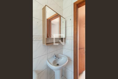 Casa de condomínio para alugar com 76m², 2 quartos e 1 vaga Casa de condomínio para alugar com 76m², 2 quartos e 1 vagaBanheiro