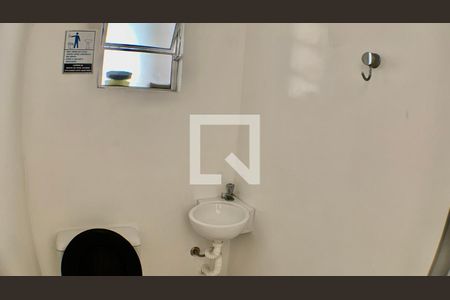 Casa à venda com 232m², 5 quartos e 2 vagasBanheiro da Suite