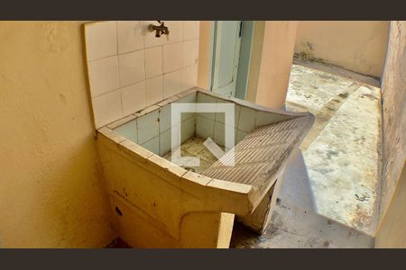 Casa à venda com 232m², 5 quartos e 2 vagasÁrea de Serviço