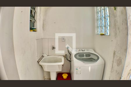 Casa à venda com 232m², 5 quartos e 2 vagasÁrea de Serviço 2