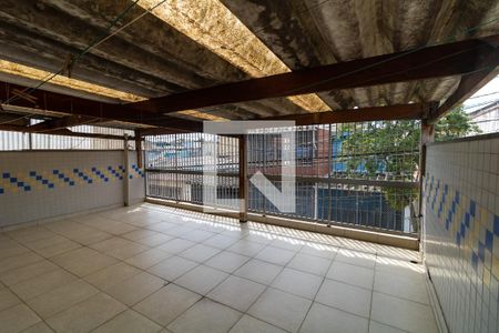 Casa à venda com 260m², 4 quartos e 5 vagasVaranda