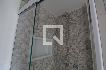 Apartamento à venda com 111m², 3 quartos e 2 vagasBanheiro da suíte
