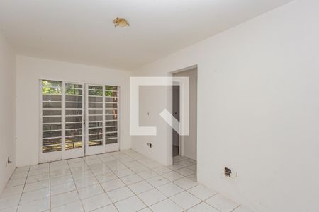 Sala de casa de condomínio para alugar com 1 quarto, 70m² em Jardim Patente Novo, São Paulo