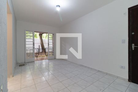 Sala de apartamento para alugar com 1 quarto, 70m² em Jardim Patente Novo, São Paulo