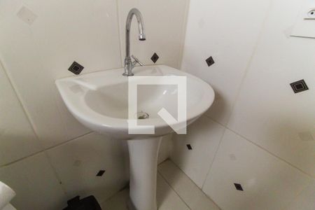 Banheiro de apartamento à venda com 2 quartos, 50m² em Jardim Helena, São Paulo