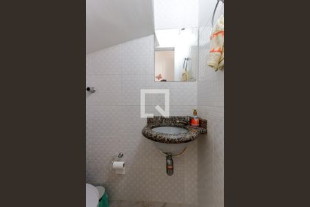 Lavabo de casa de condomínio à venda com 3 quartos, 140m² em Vila Nivi, São Paulo