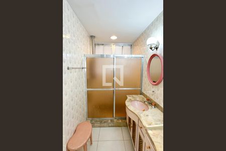 Apartamento à venda com 400m², 4 quartos e 2 vagasBanheiro 01