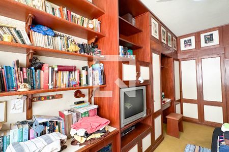 Apartamento à venda com 400m², 4 quartos e 2 vagasQuarto 02