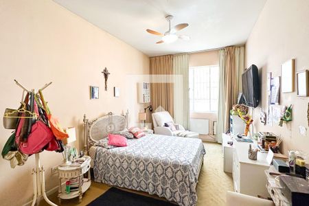 Apartamento à venda com 400m², 4 quartos e 2 vagasQuarto 01