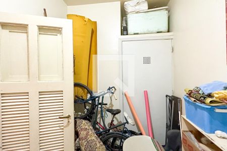 Apartamento à venda com 400m², 4 quartos e 2 vagasQuarto de Serviço 01