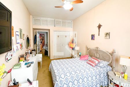 Apartamento à venda com 400m², 4 quartos e 2 vagasQuarto 01