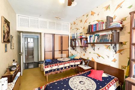 Apartamento à venda com 400m², 4 quartos e 2 vagasQuarto 03