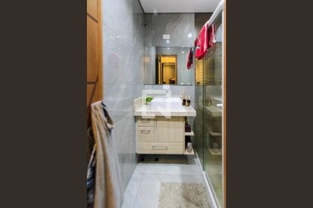 Casa à venda com 250m², 3 quartos e 3 vagasBanheiro da Suite