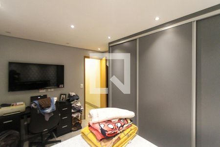 Casa à venda com 250m², 3 quartos e 3 vagasSuite