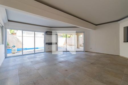 Casa de condomínio à venda com 640m², 4 quartos e 3 vagasÁrea Social