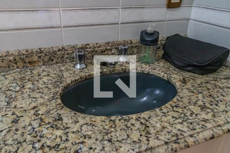 Casa de condomínio à venda com 640m², 4 quartos e 3 vagasBanheiro da Suíte 3