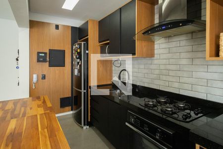 Apartamento à venda com 93m², 3 quartos e 2 vagas Apartamento à venda com 93m², 3 quartos e 2 vagasCozinha e Área de Serviço