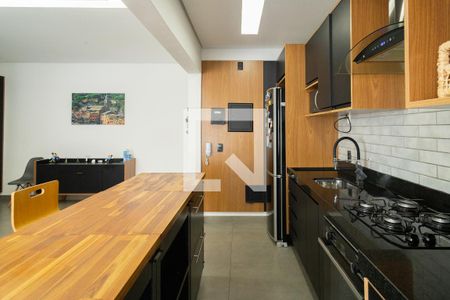 Apartamento à venda com 93m², 3 quartos e 2 vagas Apartamento à venda com 93m², 3 quartos e 2 vagasCozinha e Área de Serviço