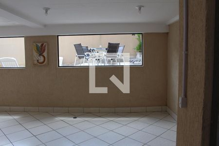 Apartamento para alugar com 65m², 2 quartos e 1 vagaÁrea comum 