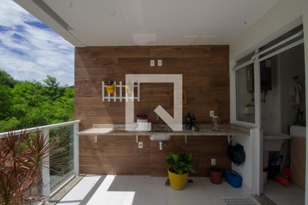 Apartamento à venda com 83m², 2 quartos e 1 vagaVaranda