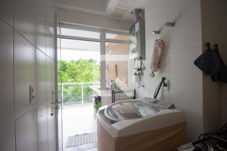 Apartamento à venda com 83m², 2 quartos e 1 vagaCozinha e Área de Serviço