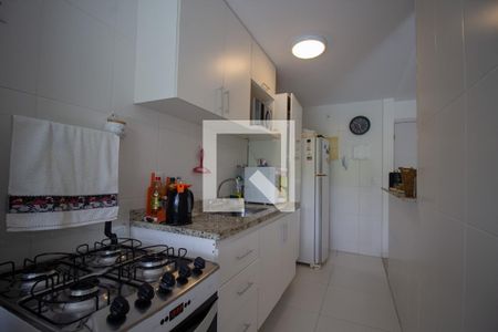 Apartamento à venda com 83m², 2 quartos e 1 vagaCozinha e Área de Serviço