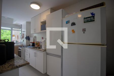 Apartamento à venda com 83m², 2 quartos e 1 vagaCozinha e Área de Serviço